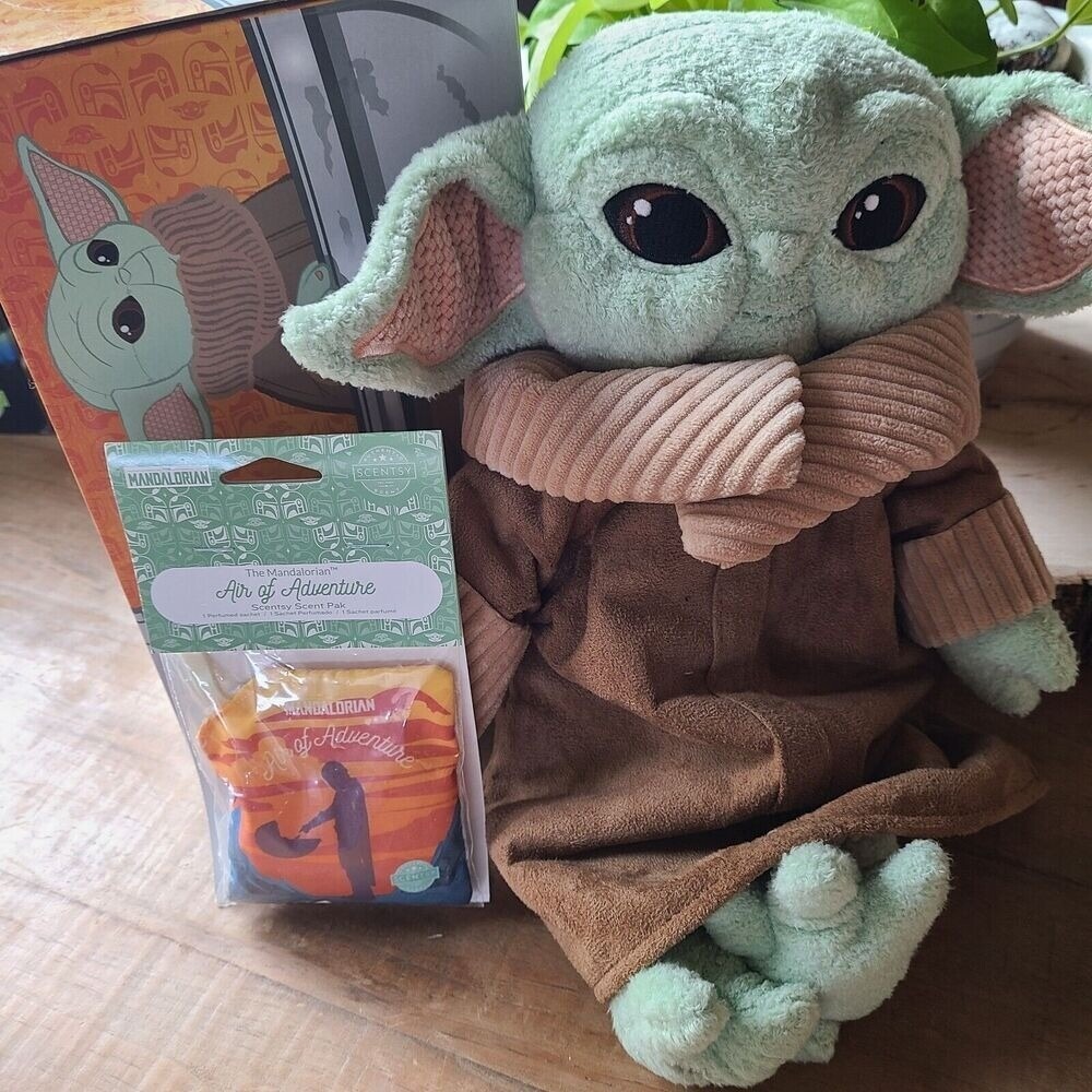 Scentsy Mandalorian The Child GROGU Buddy + Scent Pack NEW IN BOX